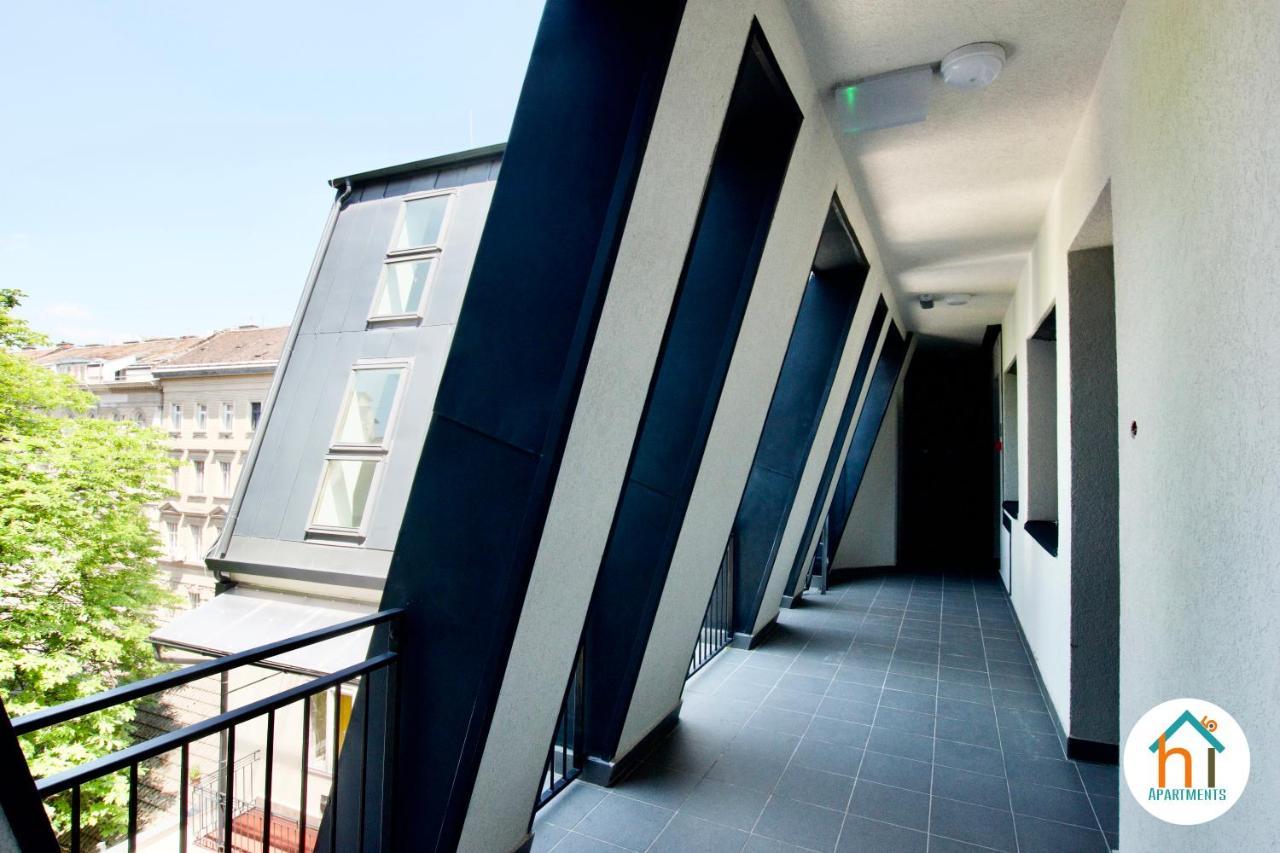 Premium Apartment By Hi5 - Penthouse Studio + Rooftop Budapest Exterior photo